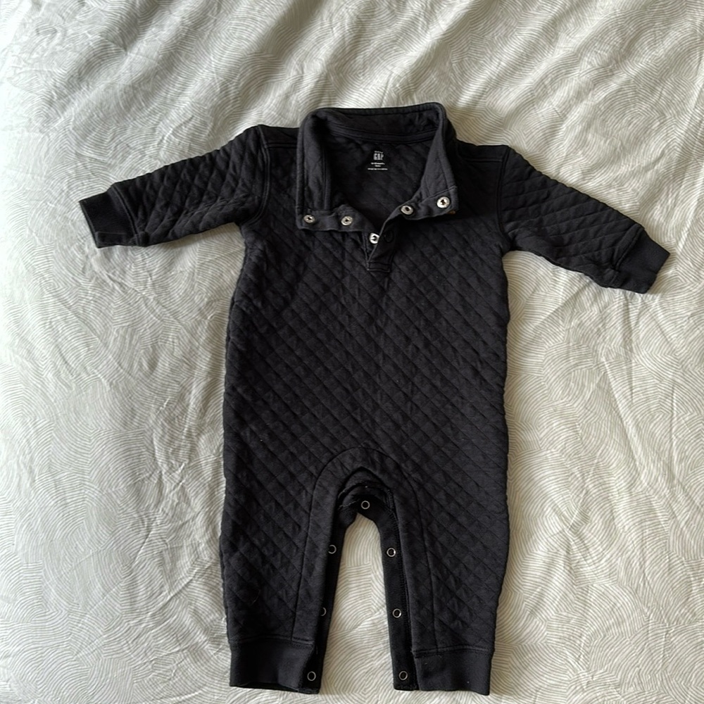 BabyGAP black quilted one piece (6-12 months)